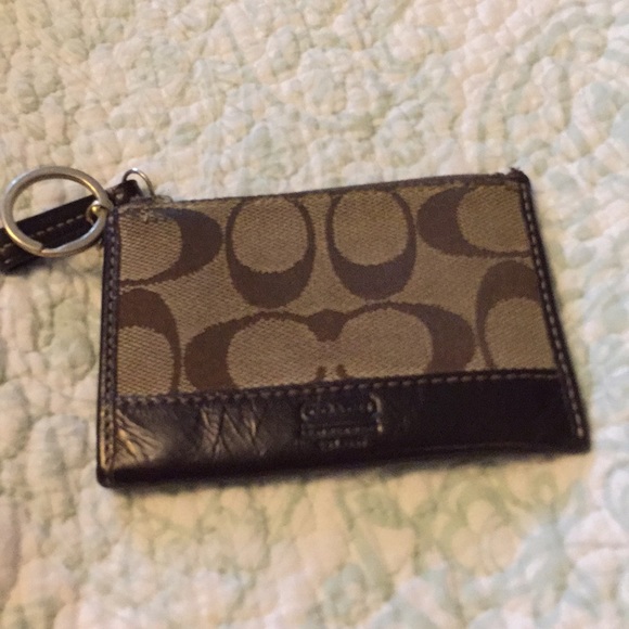 Coach change purse - Picture 1 of 3